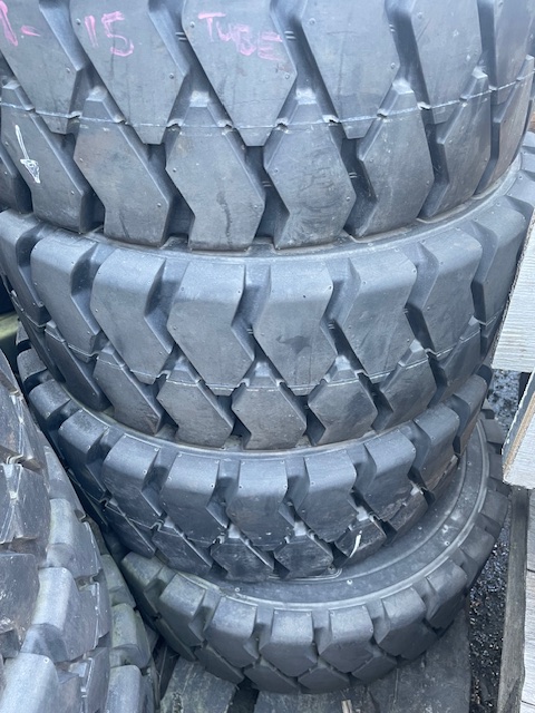 28×9-15-Tire2