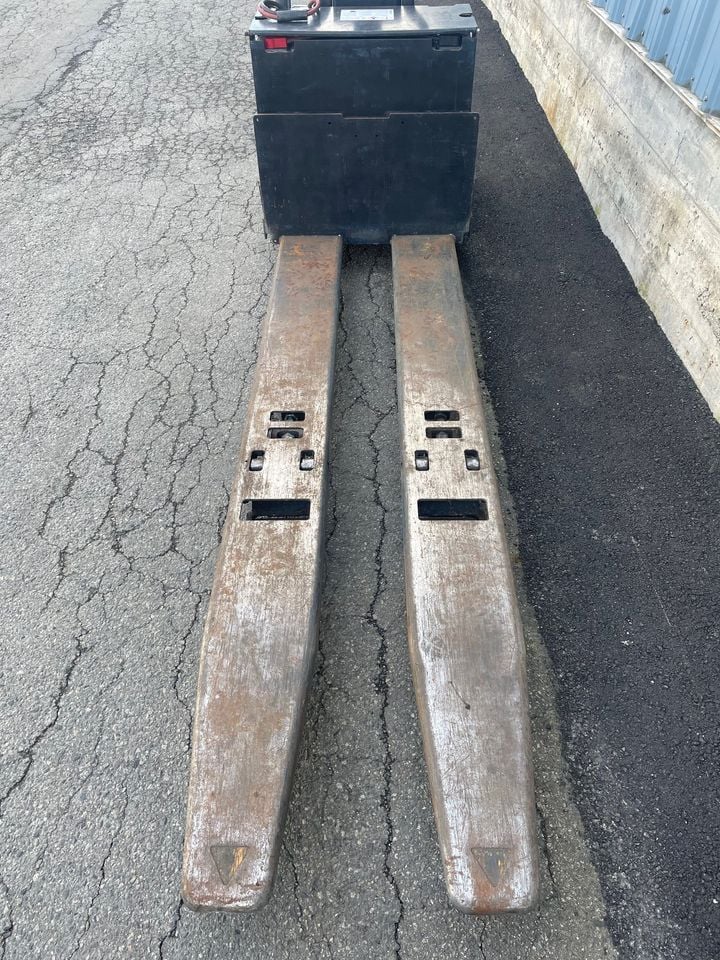 PE-Pallet-Truck3